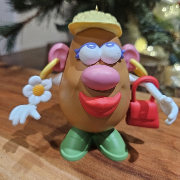 1998 Hallmark Keepsake Mrs. Potato Head ornament new in box - Picture 9 of 11